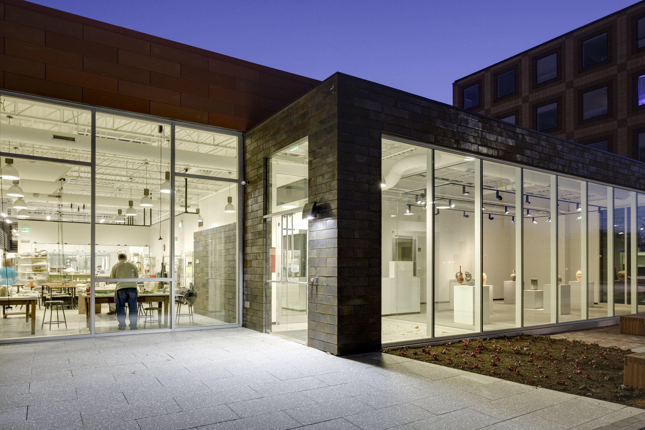 Harvard Ceramics Program Artist in Residence 20162017 •