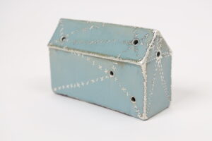 A house that needs no heaven / Ceramic, Silver brushed / 210 x 60 x 110 mm / 2026