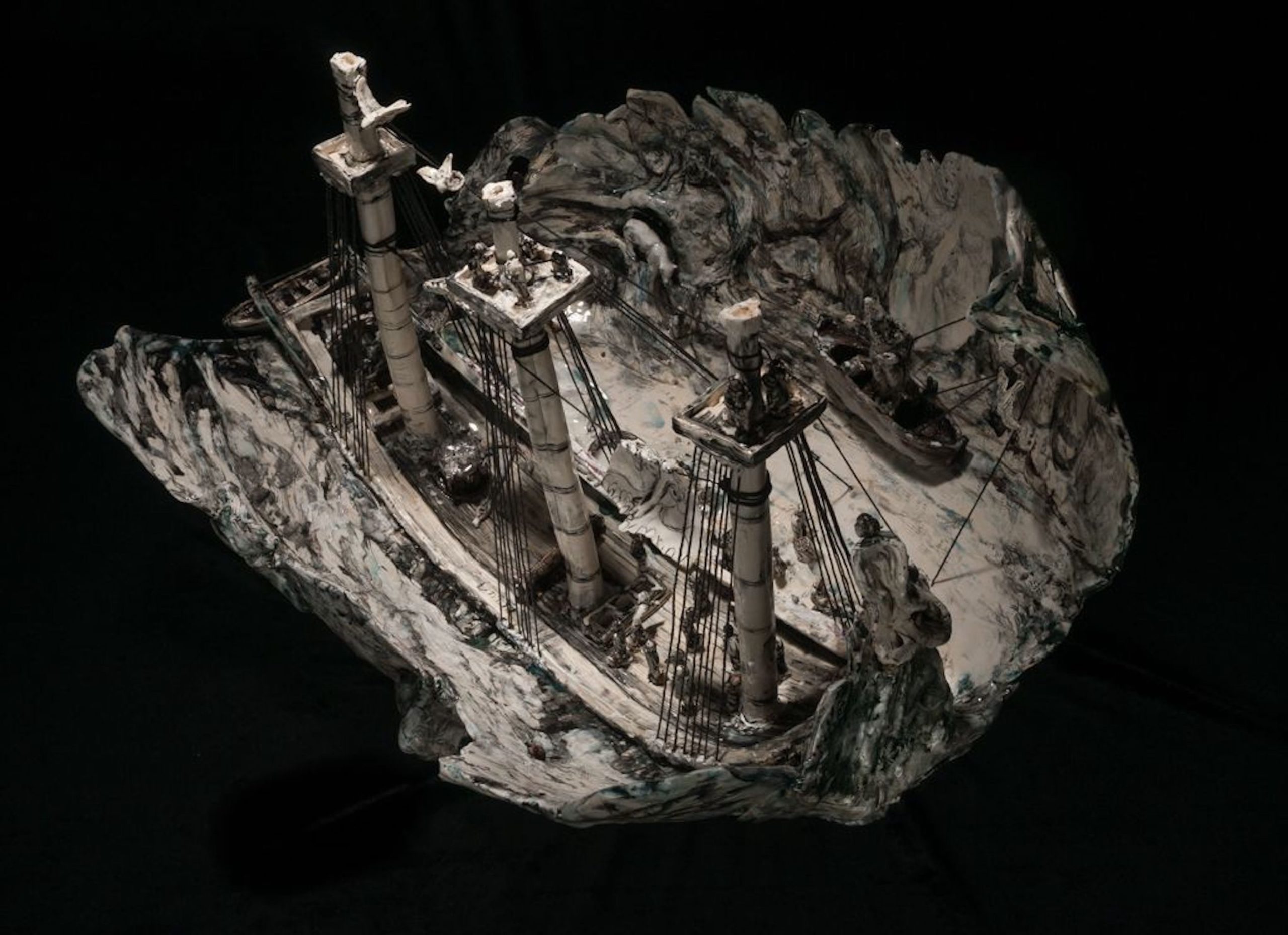 - 2016 Taiwan Ceramics Biennale – Recommendation Prize - collected by New Taipei City Yingge Ceramics Museum, Taiwan