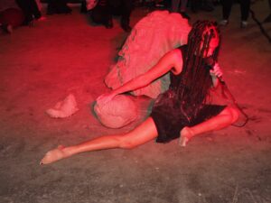 A performance piece in which Maya Vivas engages in dialog with 1000lbs of un-fired white stoneware.