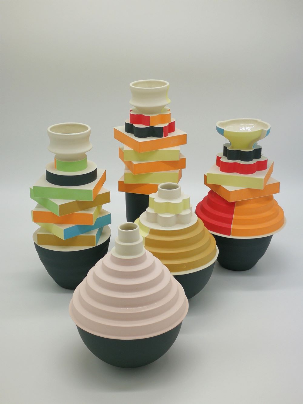 Another experiment of stack mould.  The moulds easily to be used to make a number of composite in different ways by stack on top each other to create a form by desire.