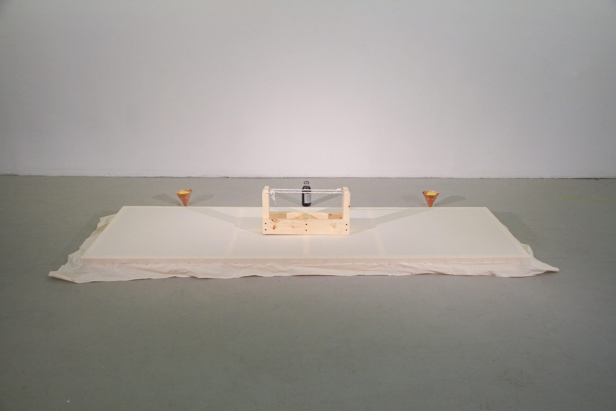 Installation view, performance documantation: https://vimeo.com/258471852