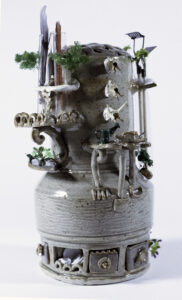 This vessel depicts different elements of an agrarian lifestyle.