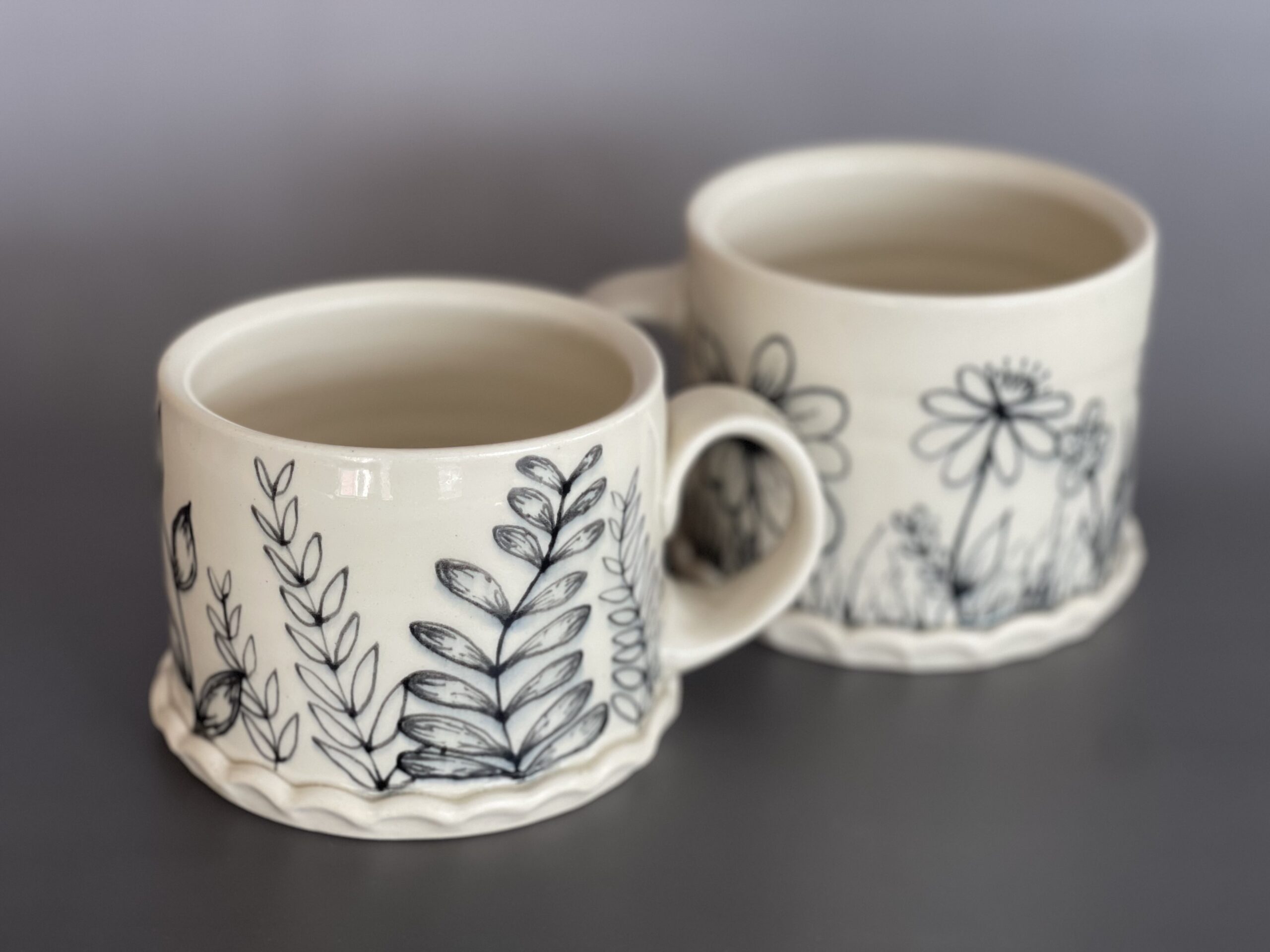 Underglaze trailing, porcelaneous stoneware